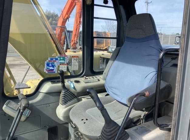 1996 KOMATSU EXCAVATOR