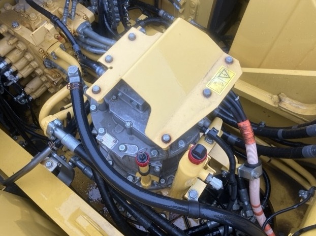 2018 KOMATSU EXCAVATOR HB 365 LC HYBRID