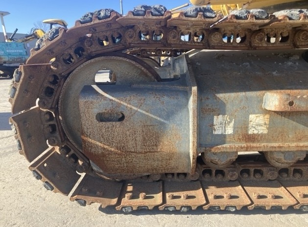 2013 KOMATSU EXCAVATOR