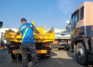2001 ISUZU FORWARD CRANE DUMPER