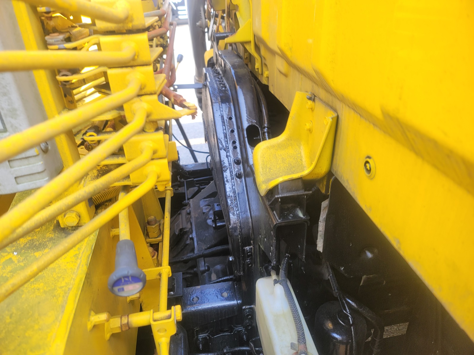 2001 ISUZU FORWARD CRANE DUMPER