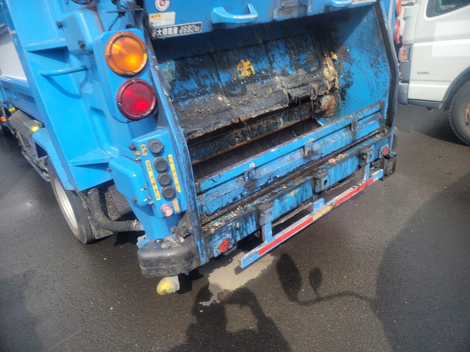 Feb-2016 Hino Dutoro