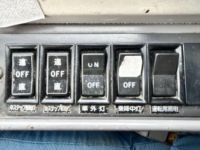 2009/2 (H21/2) HINO PONCHO ロング 2ドア