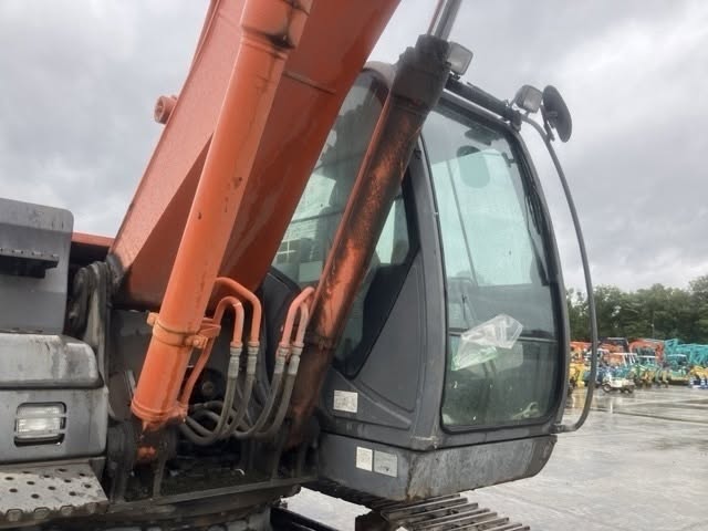 2008 vanning strictly by container  Hitachi