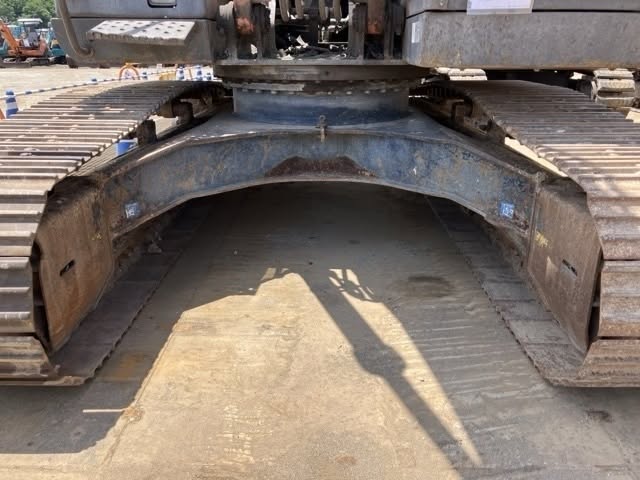 2008 vanning strictly by container  Hitachi