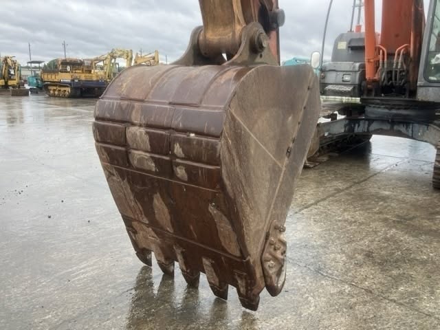 2008 vanning strictly by container  Hitachi