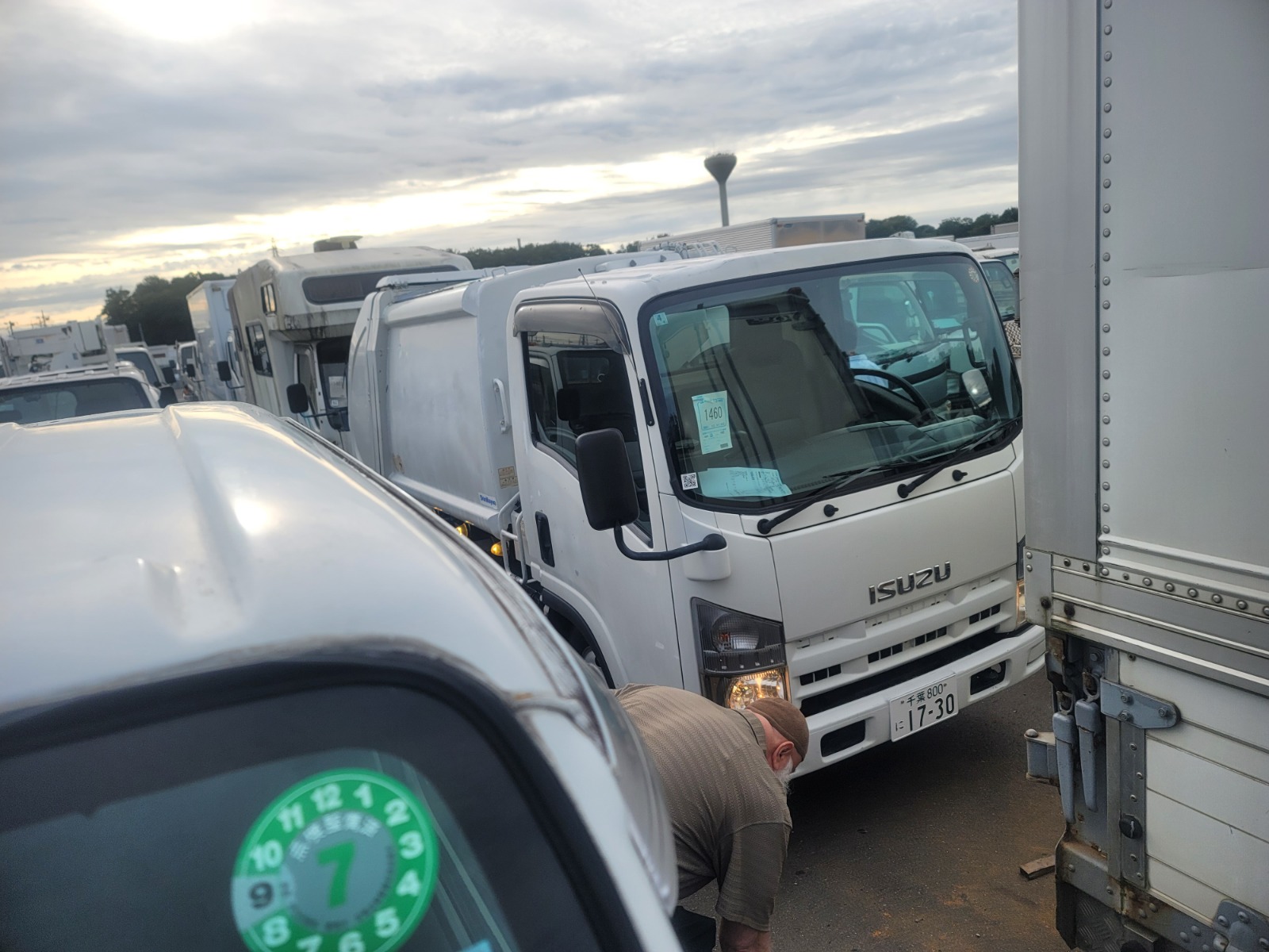 2009 ISUZU elf Garbage Truck