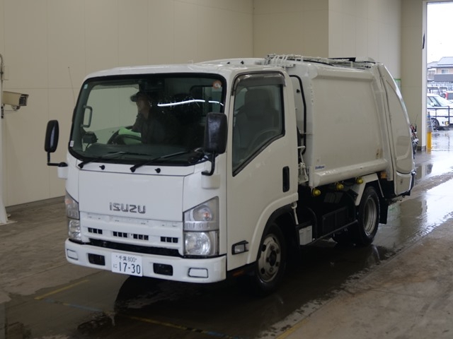 2009 ISUZU elf Garbage Truck