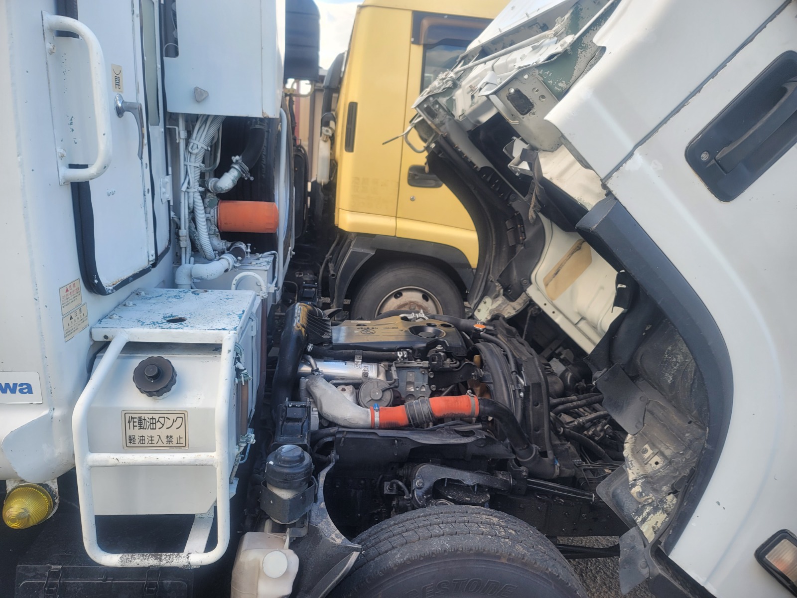 2009 ISUZU elf Garbage Truck