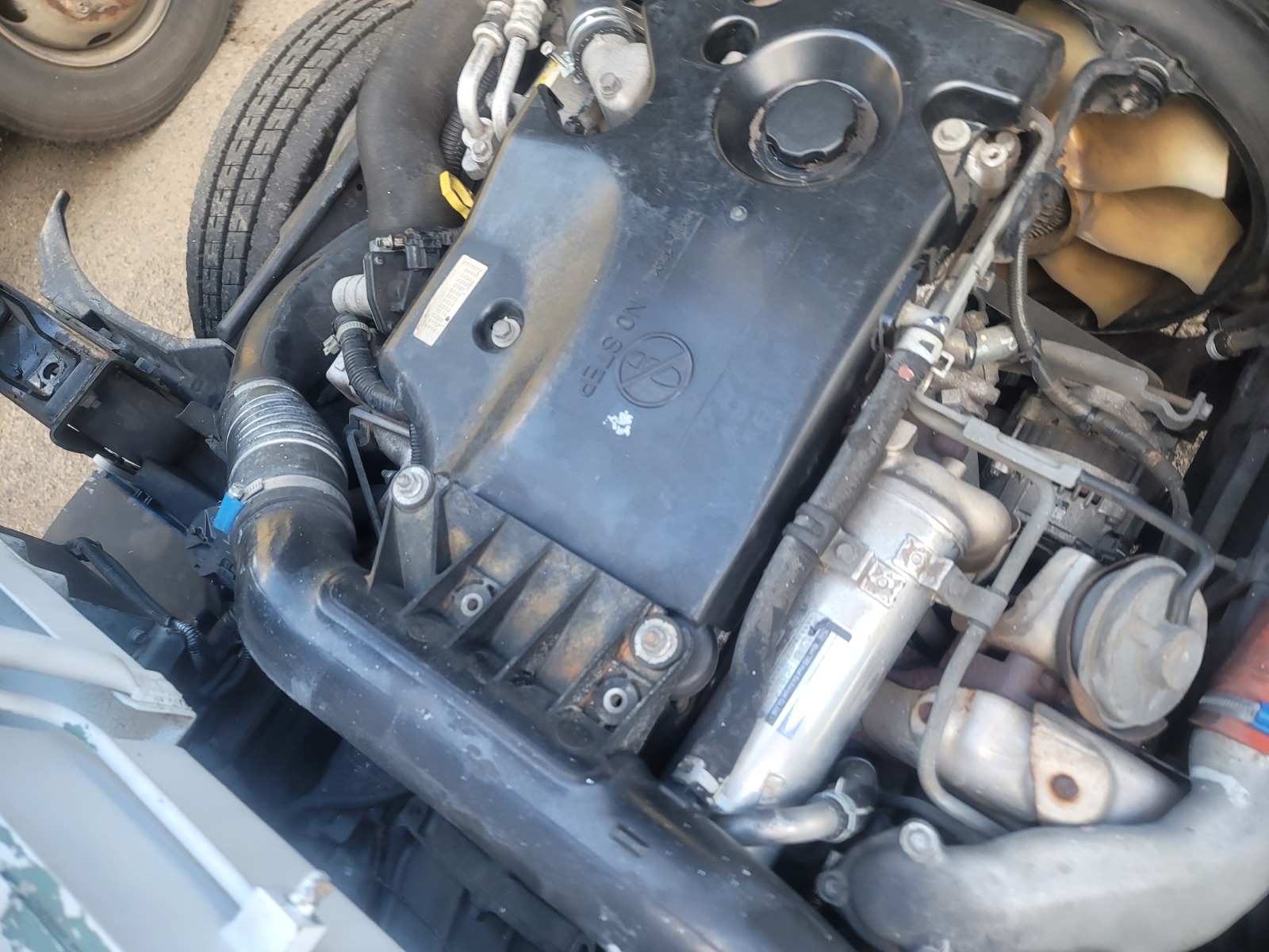 2009 ISUZU elf Garbage Truck