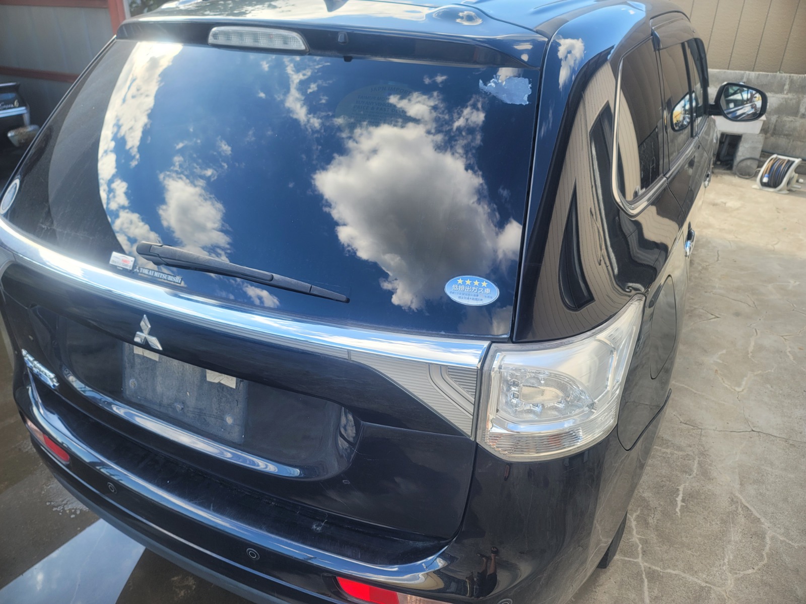 2013 MITSUBUSHI OUTLANDER PHV