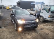 2013 MITSUBUSHI OUTLANDER PHV