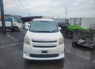 DEC 2008 TOYOTA NOAH