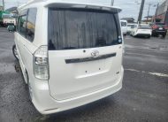 DEC 2008 TOYOTA NOAH