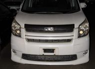 DEC 2008 TOYOTA NOAH