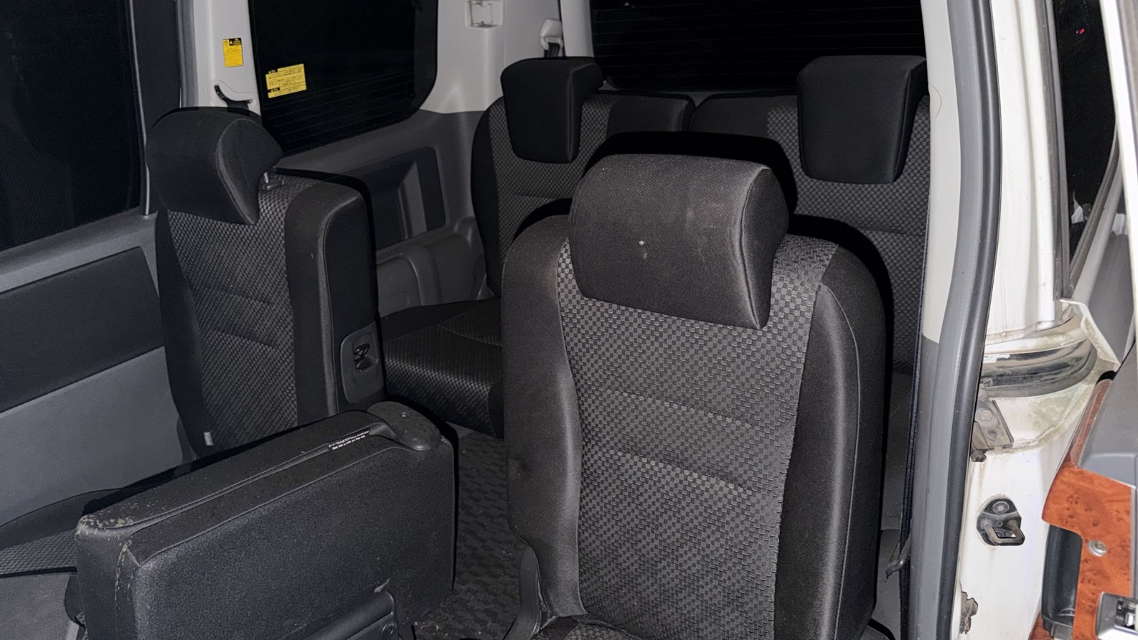 DEC 2008 TOYOTA NOAH