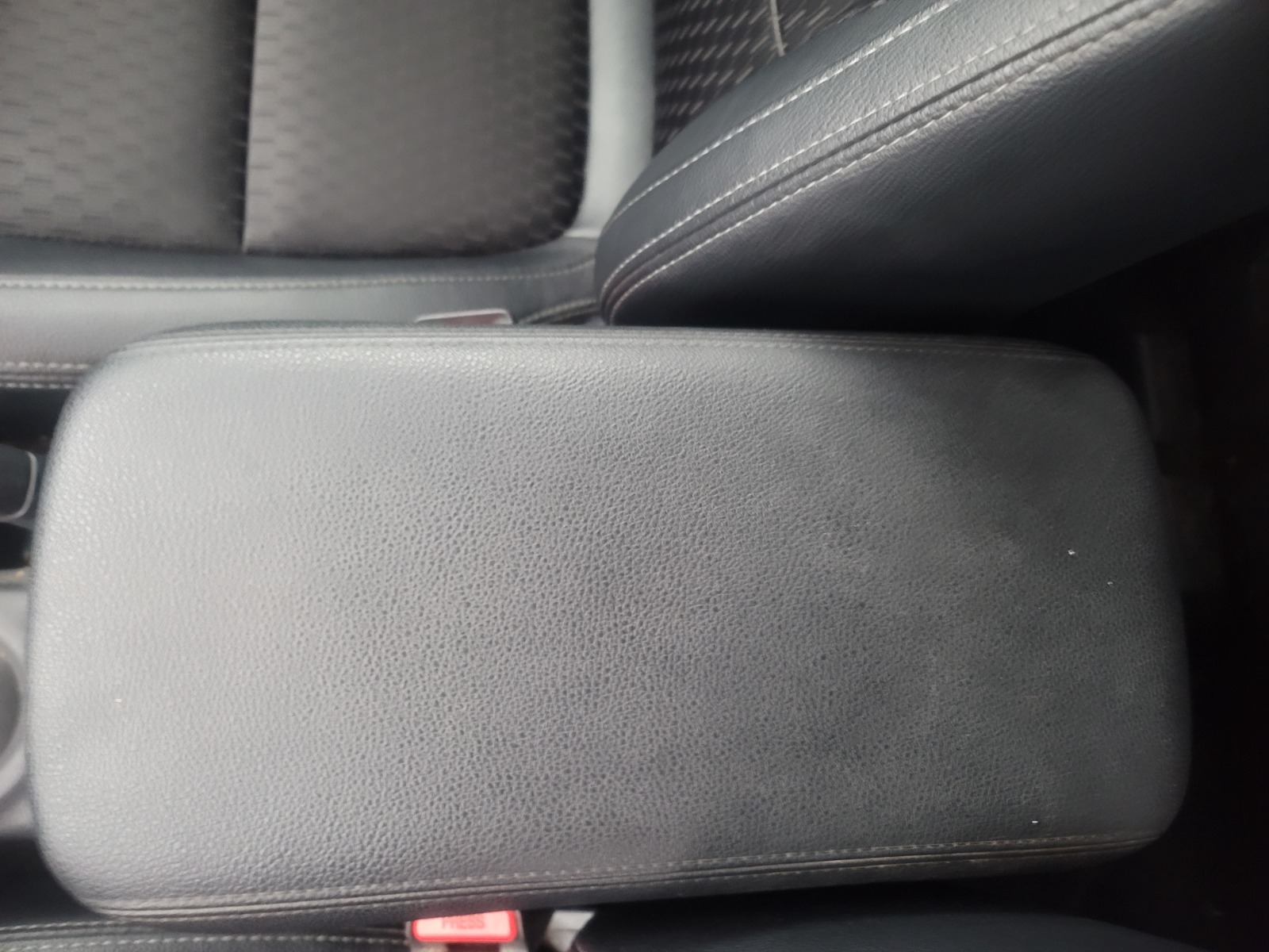 2013 MITSUBUSHI OUTLANDER PHV