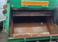 2005 ISUZU FORWARD GARBAGE TRUCK.