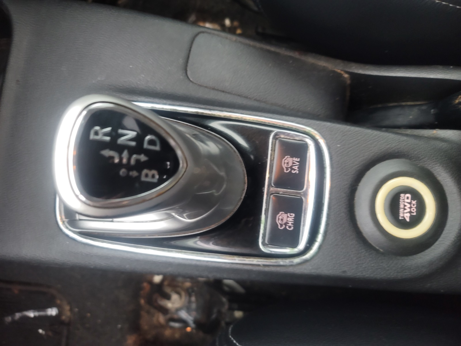 2013 MITSUBUSHI OUTLANDER PHV