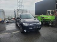 2013 MITSUBUSHI OUTLANDER PHV