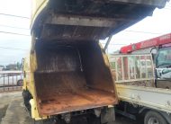 2001 ISUZU FORWARD TRUCK