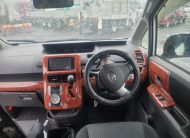 JUNE 2010 TOYOTA VELFIRE