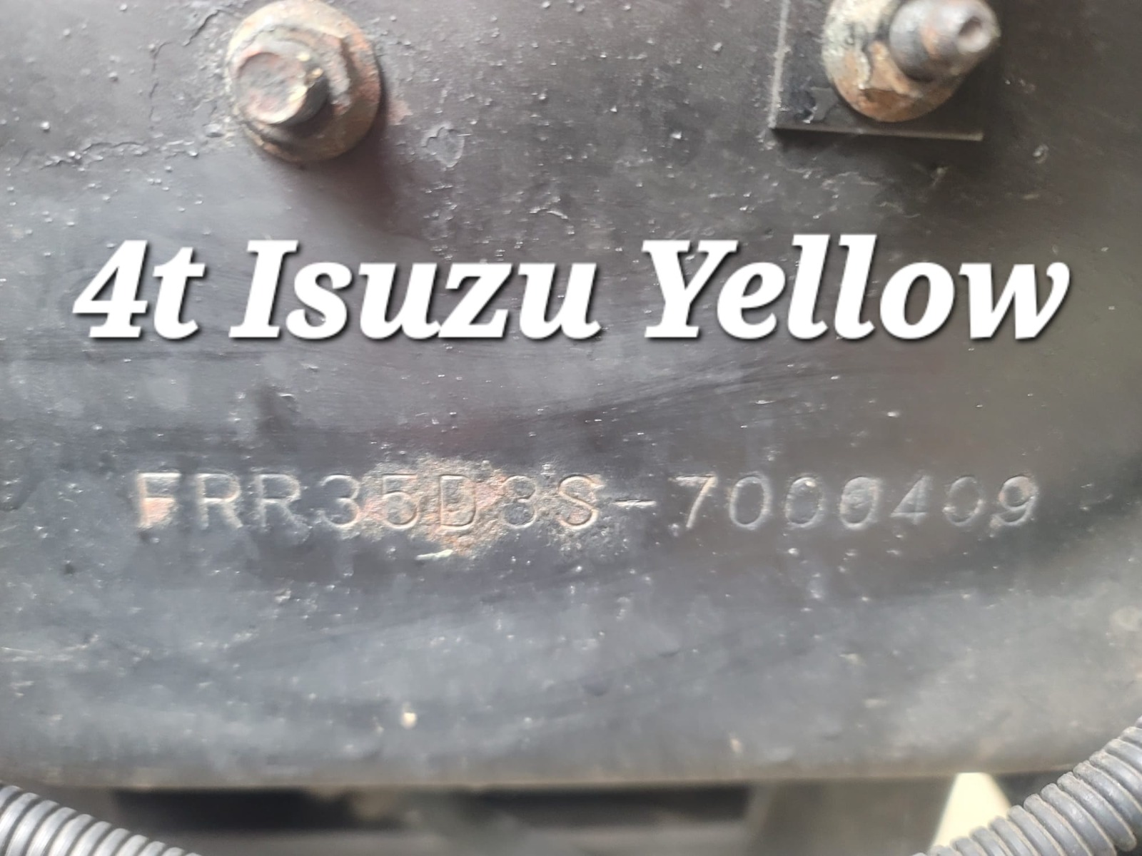 2001 ISUZU FORWARD TRUCK