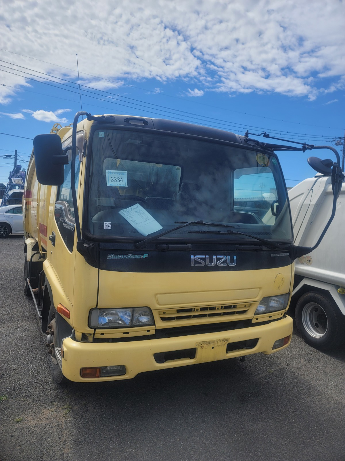 2001 ISUZU FORWARD TRUCK