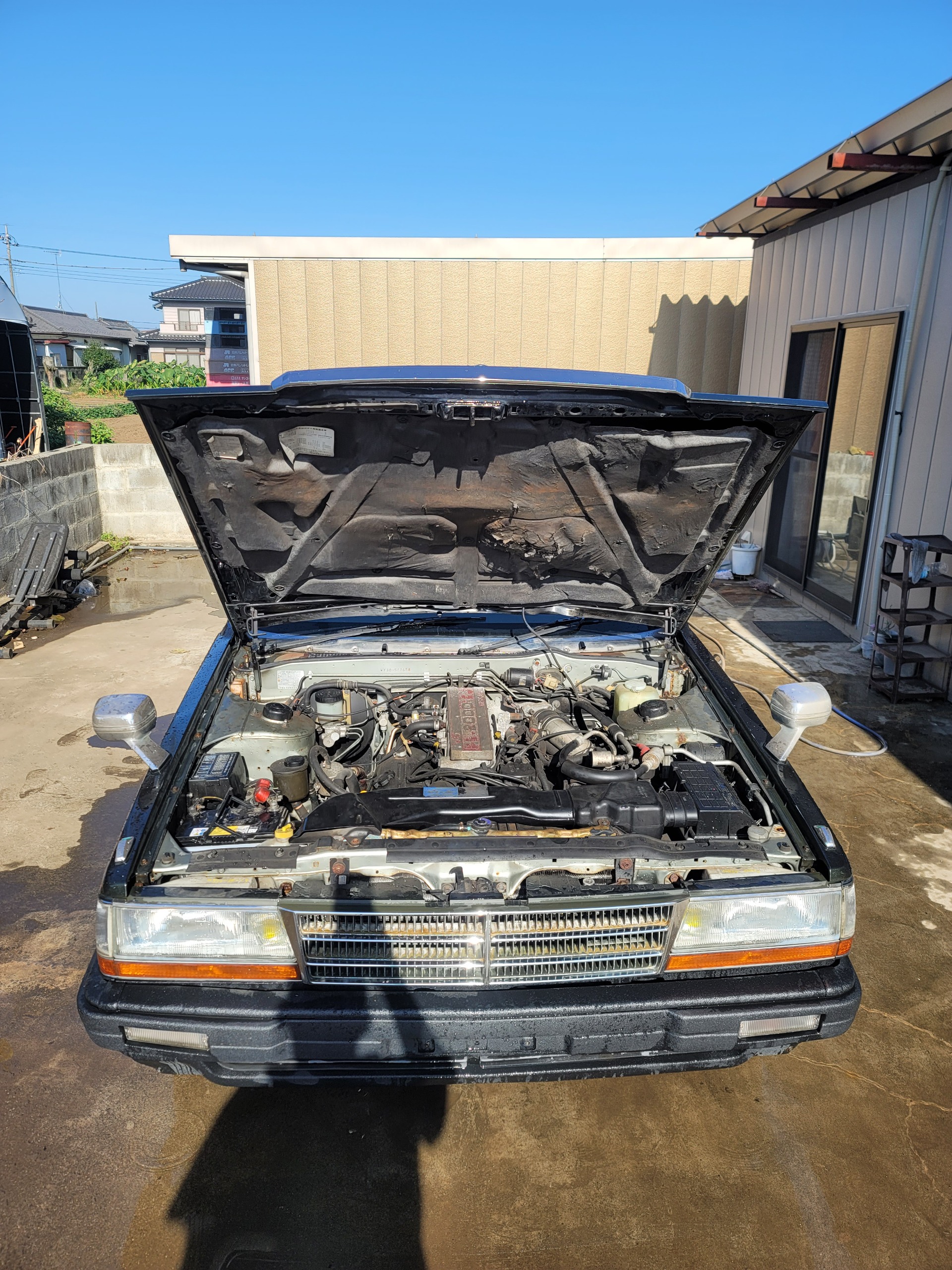 MAY 1995 NISSAN GLORIA