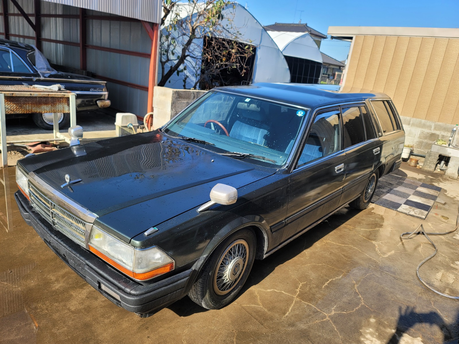 MAY 1995 NISSAN GLORIA