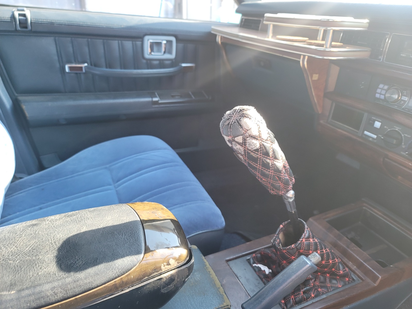 MAY 1995 NISSAN GLORIA